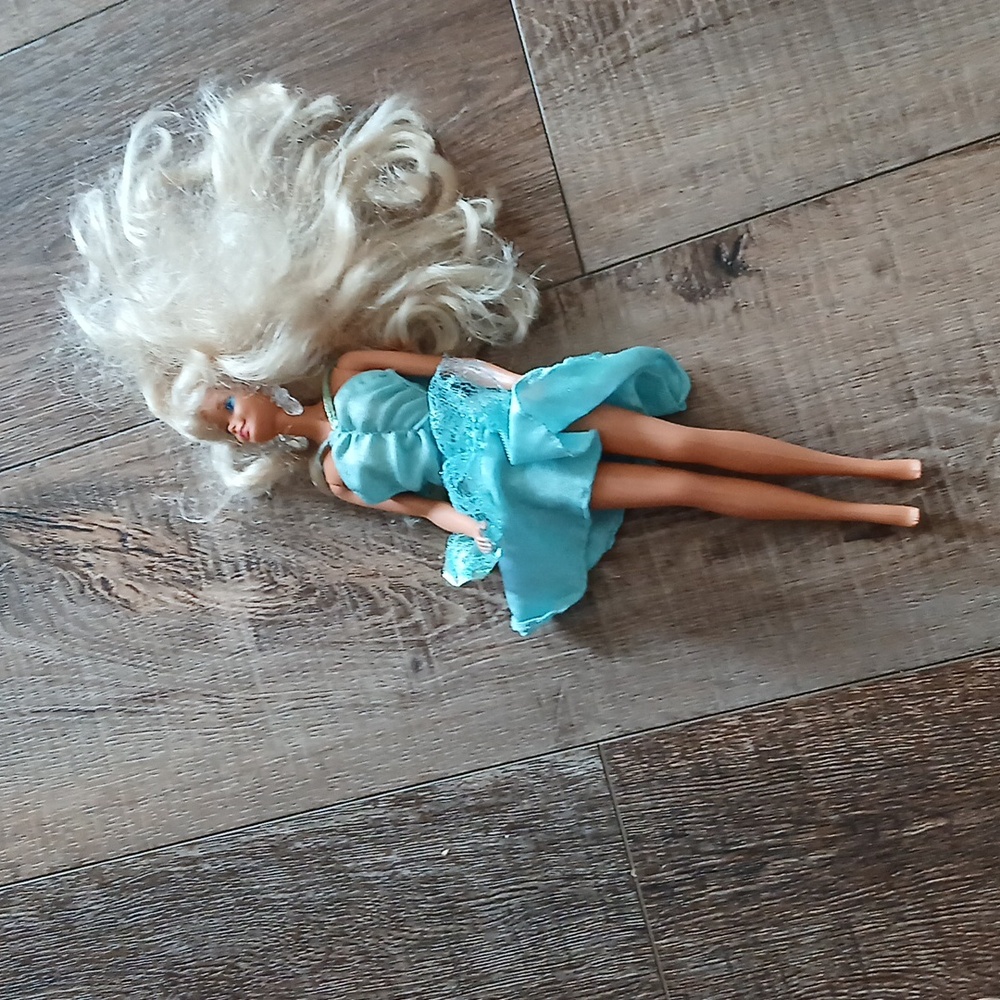 Sun Jewel Barbie‎